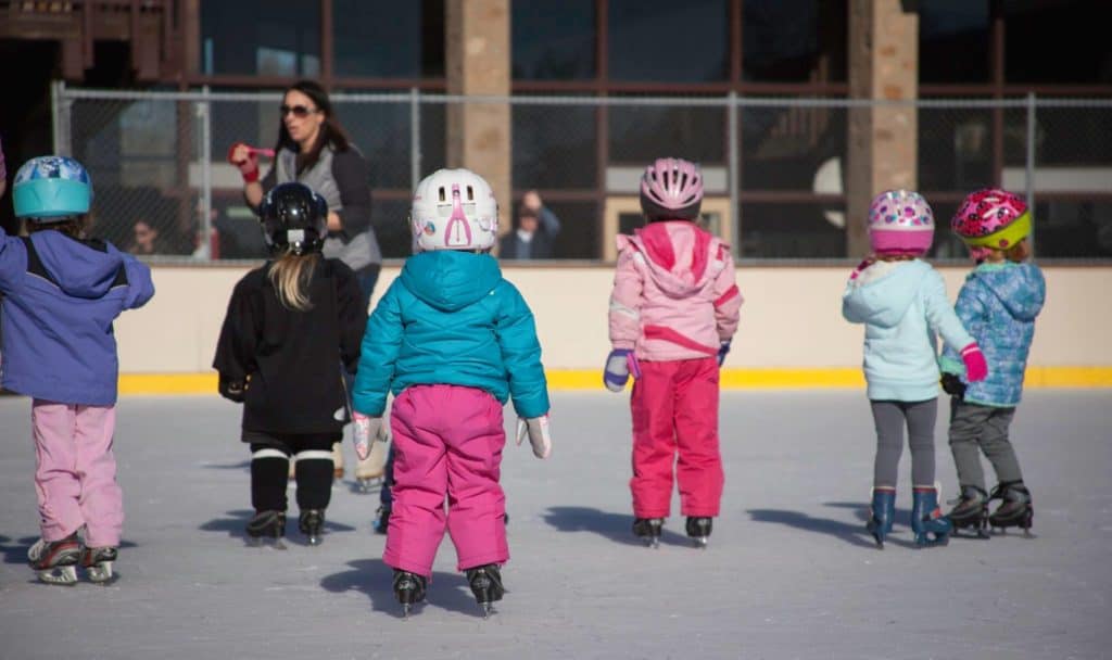 North Park and South Park offer outdoor ice skating rinks near Pittsburgh. 